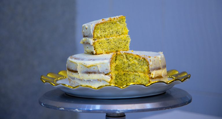 LEMON POPPYSEED CAKE