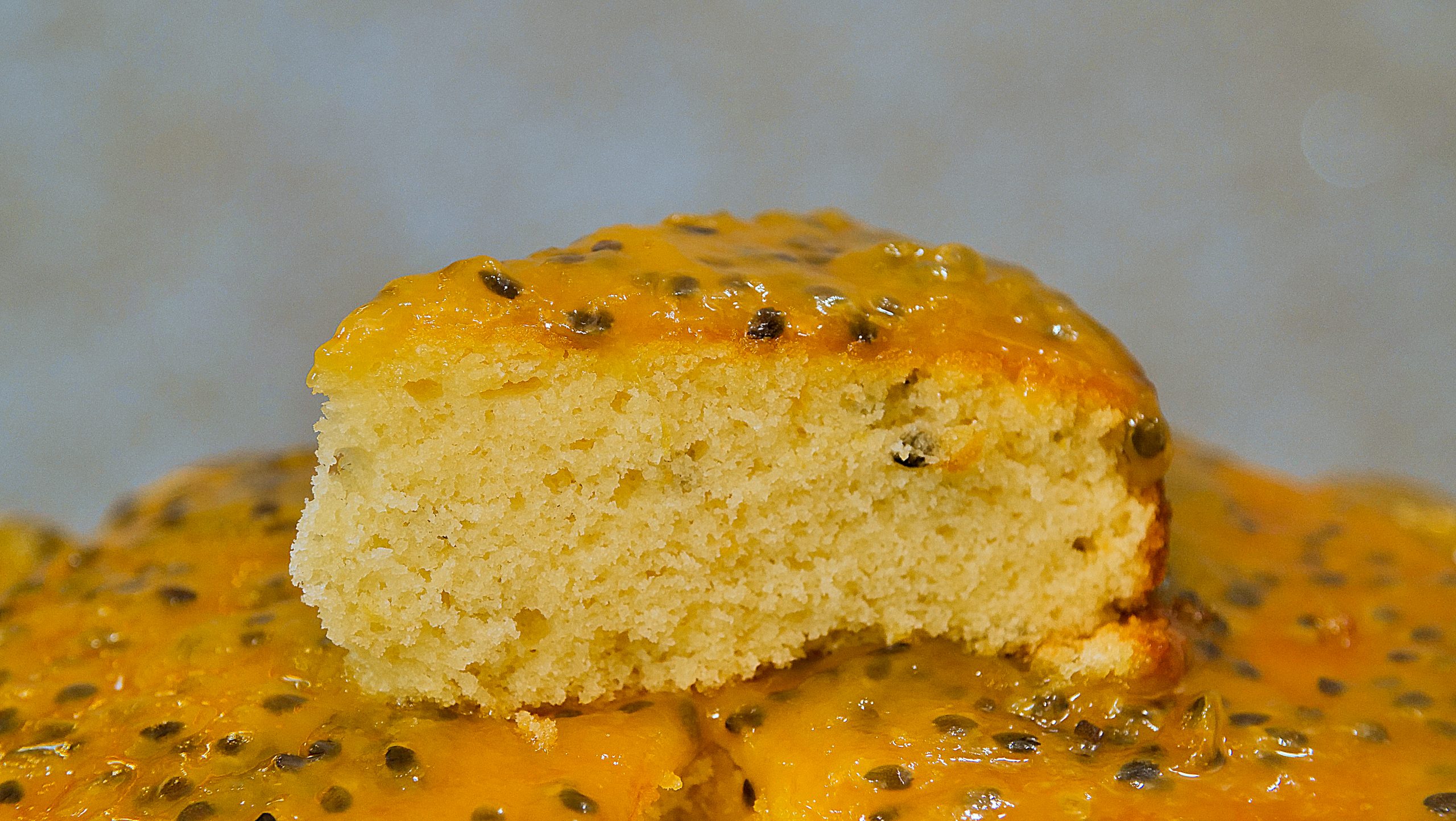 PASSION FRUIT CAKE